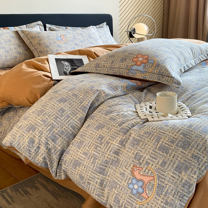 91家纺网 家纺一手货源 找家纺 莱通家纺 2024秋冬新款超柔喷气加厚磨毛四件套 芙拉