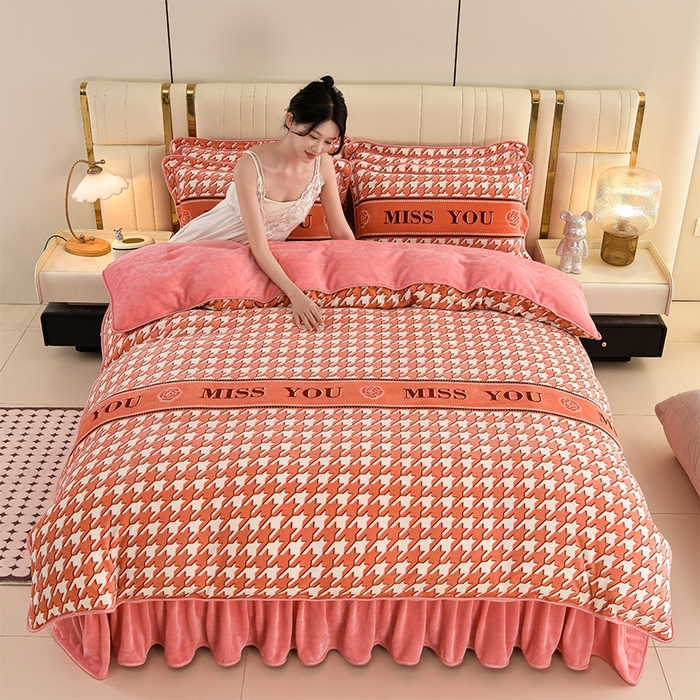 91家纺网 家纺一手货源 找家纺 绒耀 2025新款高克重牛奶绒四件套保暖四件套直播爆款电商爆款 千鸟格