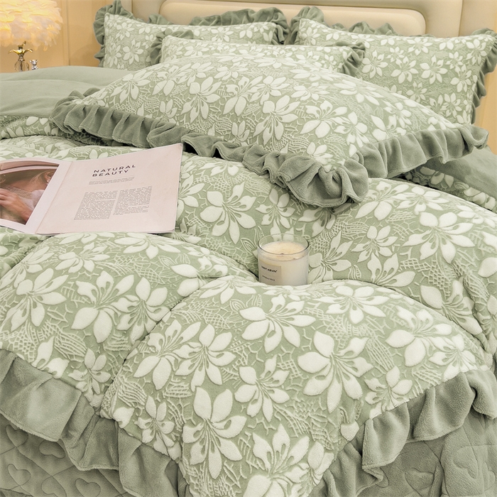 91家纺网 家纺一手货源 找家纺 2024新品A类牛奶绒韩版雕花四件套 茉莉花-绿