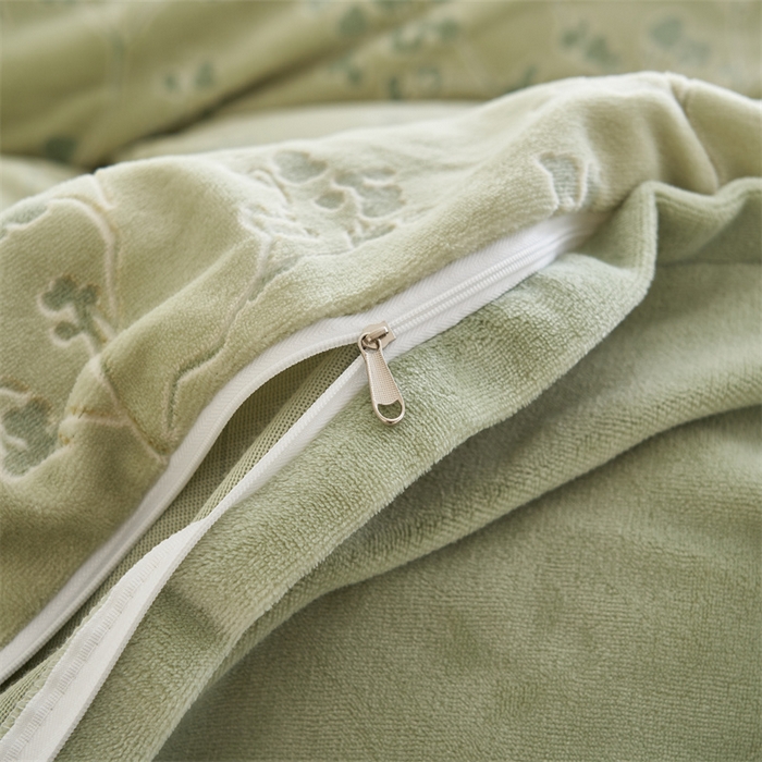 91家纺网 家纺一手货源 找家纺 2024新款A类立体雕花四件套 春日花园-绿