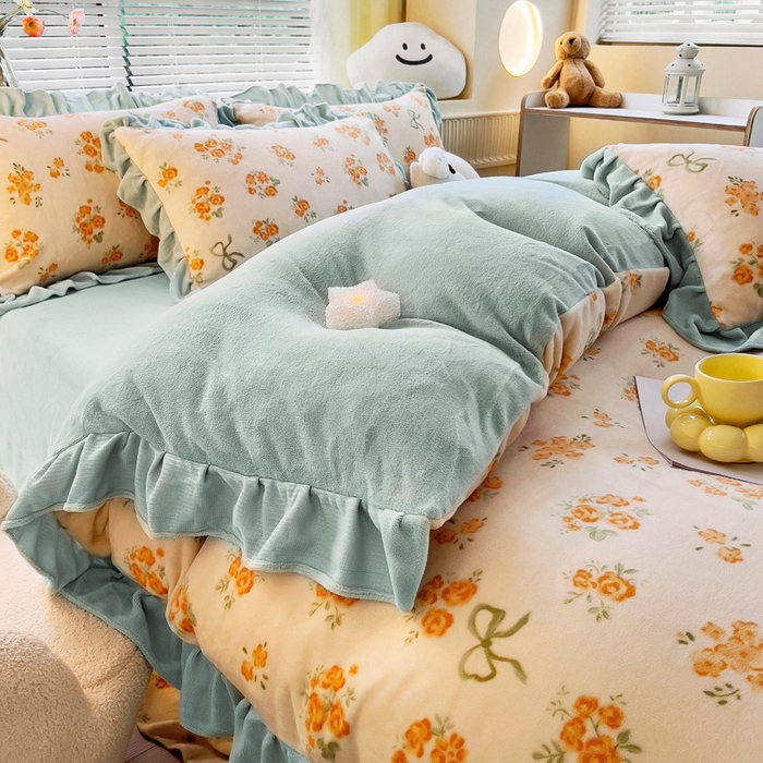 91家纺网 家纺一手货源 找家纺 找底底家纺 2024新款牛奶绒印花四件套 花海