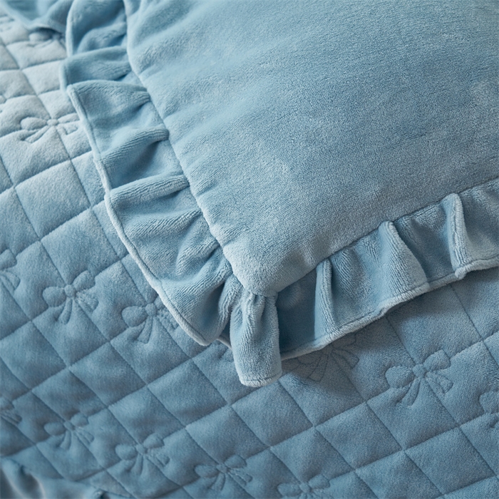 91家纺网 家纺一手货源 找家纺 2024新款A类幸福约定牛奶绒四件套 浅灰蓝