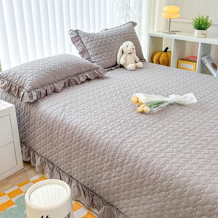 91家纺网 家纺一手货源 找家纺 暖居 2024新款250X270韩系纯色纯棉床盖三件套四件套+双面纯棉同款春秋被 夜空灰花束款