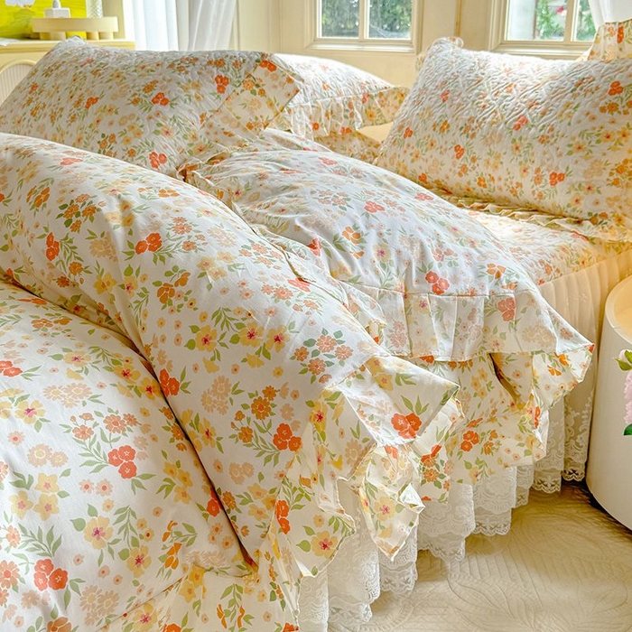 91家纺网 家纺一手货源 找家纺 2024新款全棉夹棉绗缝床裙三件套纯棉印花法式四件套套件蕾丝公主风 甜蜜蜜