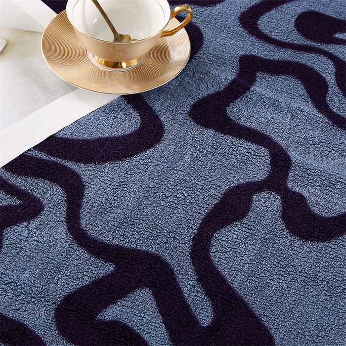 91家纺网 家纺一手货源 找家纺 巴木赫 2024新款熊猫绒配同色羊羔绒毛毯 山梗紫配色羊羔绒