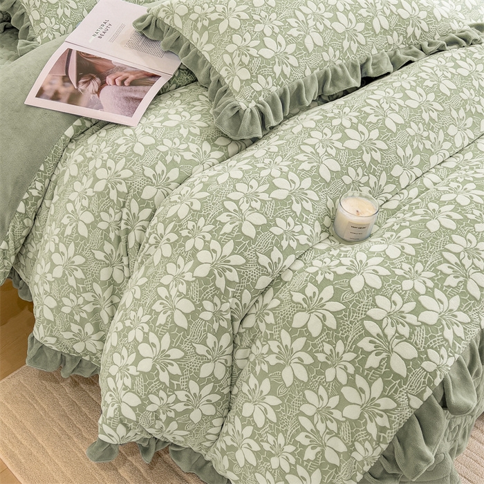 91家纺网 家纺一手货源 找家纺 2024新品A类牛奶绒韩版雕花四件套 茉莉花-绿