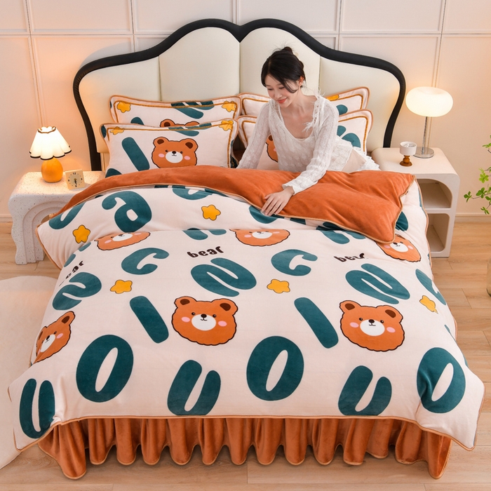 91家纺网 家纺一手货源 找家纺 绒耀 2025新款高克重牛奶绒四件套保暖四件套直播爆款电商爆款 字母熊