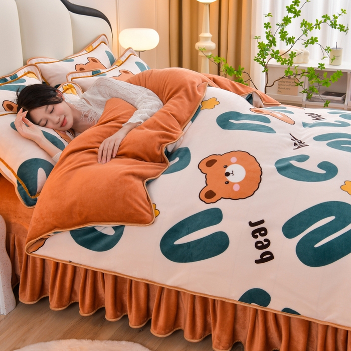 91家纺网 家纺一手货源 找家纺 绒耀 2025新款高克重牛奶绒四件套保暖四件套直播爆款电商爆款 字母熊