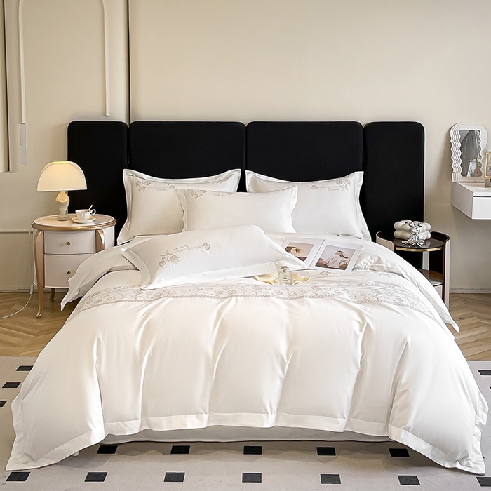 91家纺网 家纺一手货源 找家纺 理想家家纺 2024新款13372全棉刺绣四件套系列-花恋 白