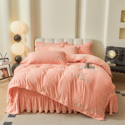 91家纺网 家纺一手货源 找家纺 2024新款锦肤绒蝶恋花床盖款四件套 蝶恋花-美人玉