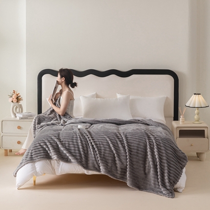 锦禾穗 2024新款兔毛绒多功能毛毯高克重抽条纯色加宽加厚双面绒 兔毛灰