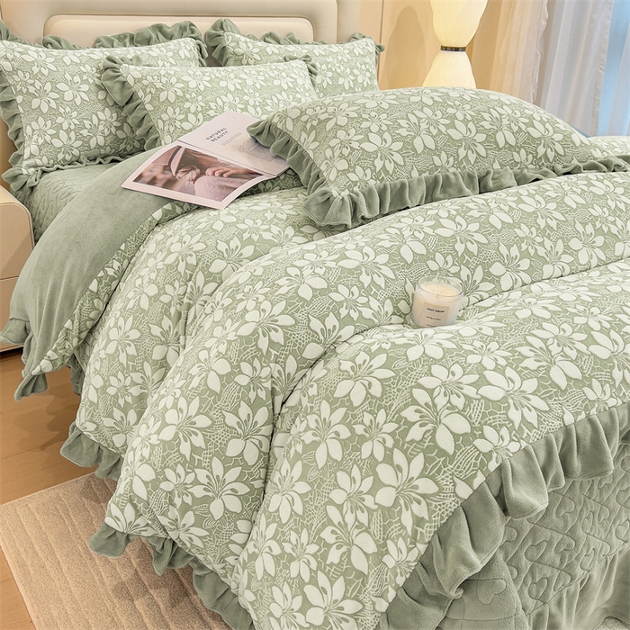 91家纺网 家纺一手货源 找家纺 2024新品A类牛奶绒韩版雕花四件套 茉莉花-绿