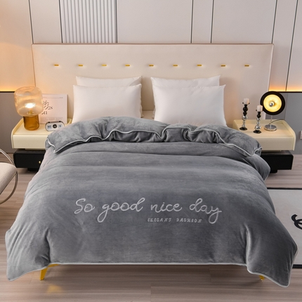 91家纺网 家纺一手货源 找家纺 居尚家纺 2025新款加厚牛奶绒刺绣单被套系列 绅士灰