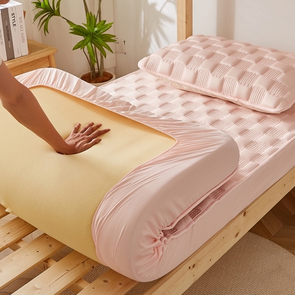 91家纺网 家纺一手货源 找家纺 （总）花言狐语 2025新款单人床布拉格夹棉加厚床笠