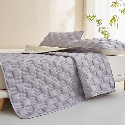 91家纺网 家纺一手货源 找家纺 （总）花言狐语 2025新款大床布拉格夹棉床褥