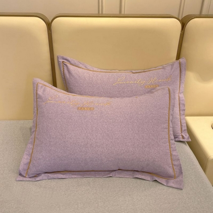 91家纺网 家纺一手货源 找家纺 （总）菲梵家纺 2025新款纯色双拼全棉加厚磨毛刺绣款套件单品系列（单枕套）