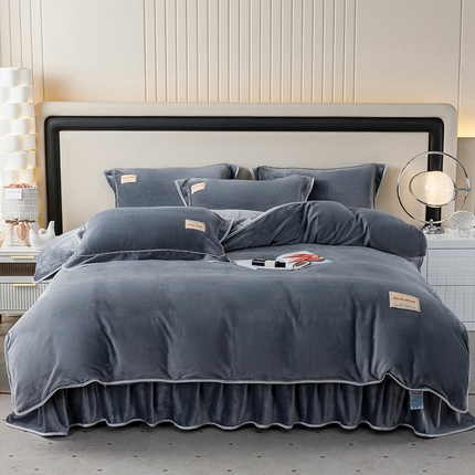 91家纺网 家纺一手货源 找家纺 （总）博兰蒂 2025秋冬新款高克重纯色牛奶绒床裙款四件套