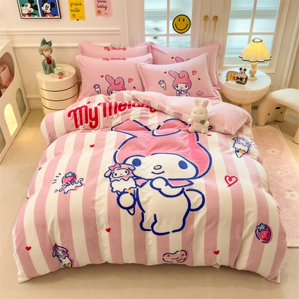 91家纺网 家纺一手货源 找家纺 兄弟坊 2024新款正版授权大版牛奶绒卡通四件套 草莓美乐蒂