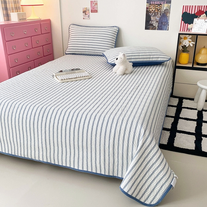 91家纺网 家纺一手货源 找家纺 沐纯家居 2025新款色织水洗棉棉绒（大豆纤维填充）床盖三件套 青柠蓝