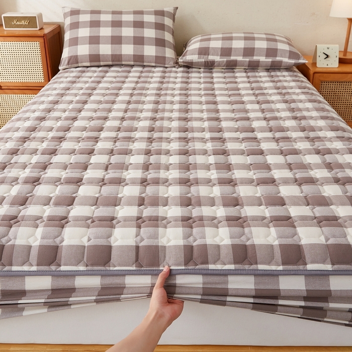 91家纺网 家纺一手货源 找家纺 迪乐妮家居 2024新款大床色织全棉夹棉床笠 大灰格