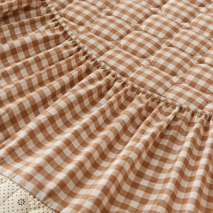 91家纺网 家纺一手货源 找家纺 迪乐妮家居 2024新款大床色织全棉夹棉床笠 米小格