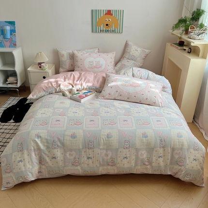 91家纺网 家纺一手货源 找家纺 桃喜 2025新款学生季全棉13070混搭系列四件套 哈基米