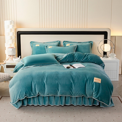 91家纺网 家纺一手货源 找家纺 （总）博兰蒂 2025秋冬新款高克重纯色牛奶绒床裙款四件套