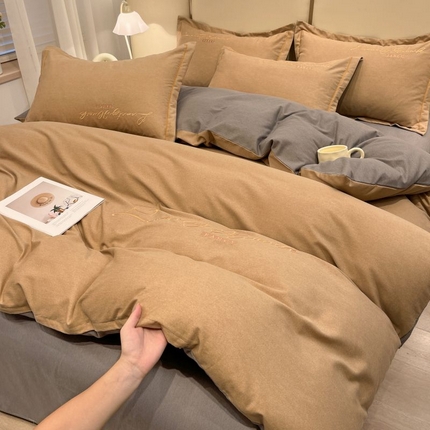 91家纺网 家纺一手货源 找家纺 （总）菲梵家纺 2025新款纯色双拼全棉加厚磨毛刺绣款套件单品系列（单被套）