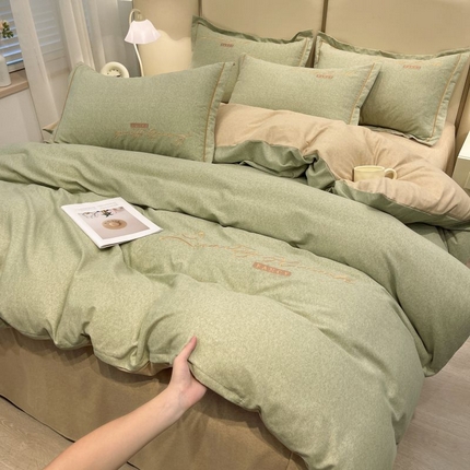 91家纺网 家纺一手货源 找家纺 （总）菲梵家纺 2025新款纯色双拼全棉加厚磨毛刺绣款套件单品系列（单被套）