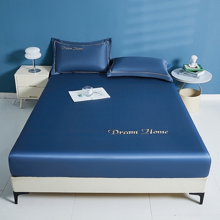 91家纺网 家纺一手货源 找家纺 七仙女家纺2025新款A类水洗真丝冰丝床笠系列 梦幻家园-绅士兰