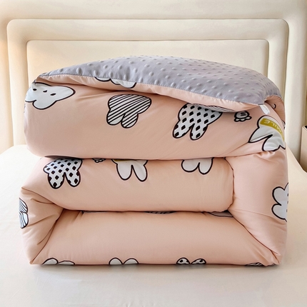 91家纺网 家纺一手货源 找家纺 （总）暖阁 2025新款A类水洗棉豆豆被冬被春秋被被子被芯