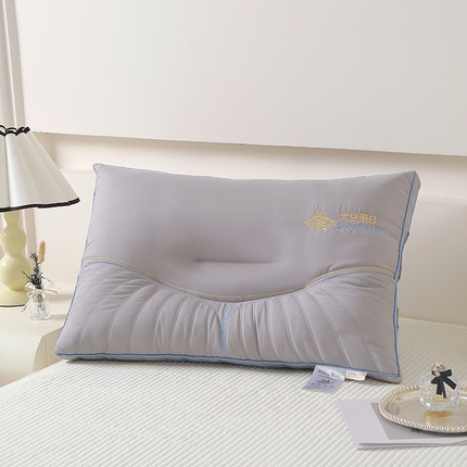 91家纺网 家纺一手货源 找家纺 （总）橘夏家纺 2024新款大豆蛋白纯色双边护颈枕枕头枕芯