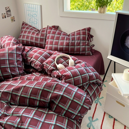 91家纺网 家纺一手货源 找家纺 春光里 2024新款亲肤棉磨毛印花星愿蝴蝶系列四件套