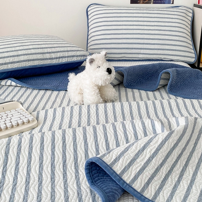 91家纺网 家纺一手货源 找家纺 沐纯家居 2025新款色织水洗棉棉绒（大豆纤维填充）床盖三件套 青柠蓝