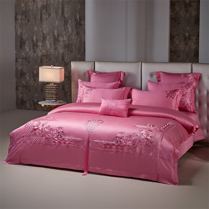 91家纺网 家纺一手货源 找家纺 宏羽纺家纺 2024新款高支高密纯棉提花婚庆套件系列（控价680）盛世喜韵-粉