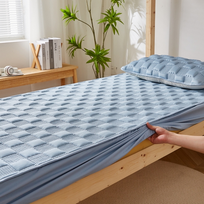 91家纺网 家纺一手货源 找家纺 卡派 2024新款布拉格夹棉加厚床笠单人床 布拉格-蓝灰