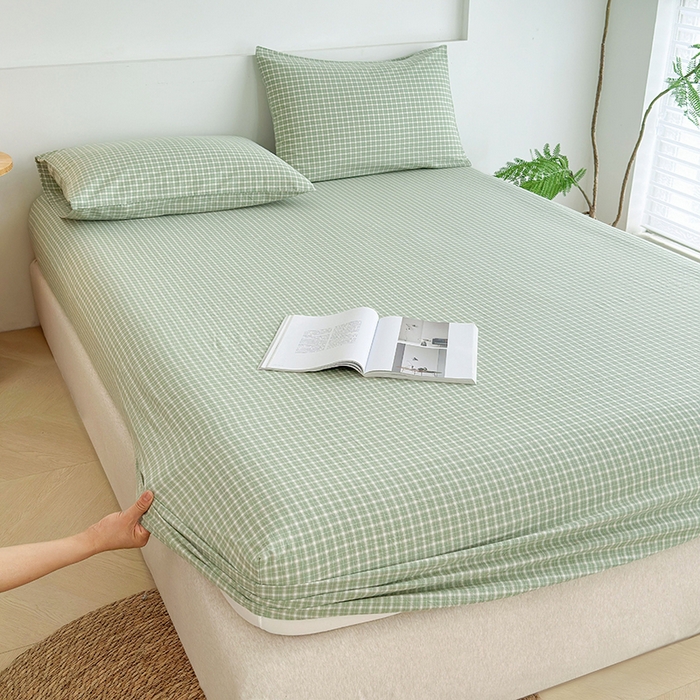 91家纺网 家纺一手货源 找家纺 慕莎家纺 2024新款亲肤水洗色织床笠三件套 绿粉格