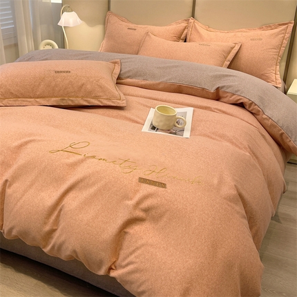 91家纺网 家纺一手货源 找家纺 （总）菲梵家纺 2025新款纯色双拼全棉加厚磨毛刺绣款-四件套（提供买家秀）