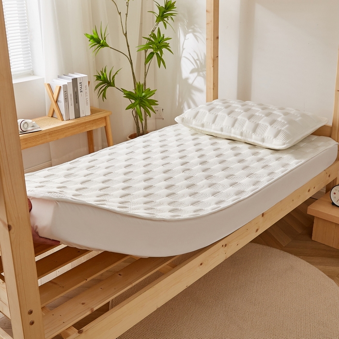 91家纺网 家纺一手货源 找家纺 卡派 2024新款布拉格夹棉加厚床笠单人床 布拉格-白