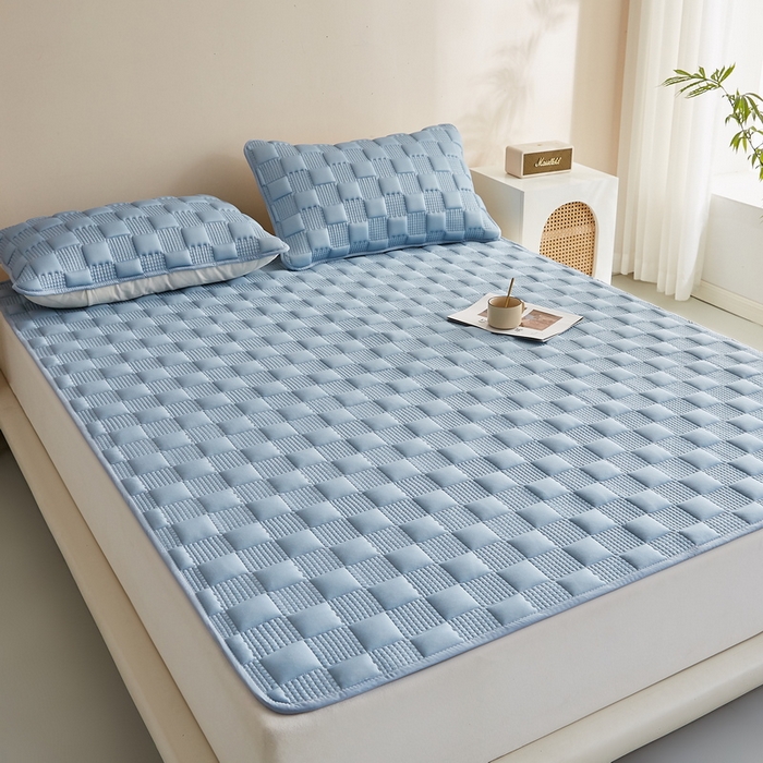 91家纺网 家纺一手货源 找家纺 卡派 2024新款布拉格夹棉床褥大床 布拉格-蓝灰