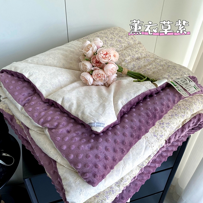 91家纺网 家纺一手货源 找家纺 2025新款秋冬季棉加豆豆绒法式花边款豆豆被被芯 郁金香紫
