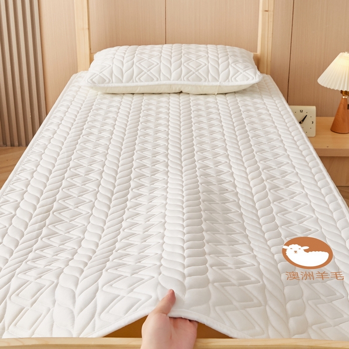 91家纺网 家纺一手货源 找家纺 卡派 2024新款水洗棉羊毛床褥（富贵竹）单人床 富贵竹-白