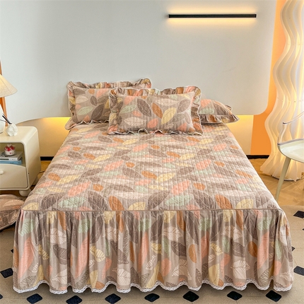 91家纺网 家纺一手货源 找家纺 （总）（支持一件定制）2024新款加厚全棉夹棉磨毛纯棉床裙单件公主风印花防滑三件套