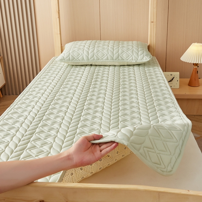 91家纺网 家纺一手货源 找家纺 卡派 2024新款水洗棉羊毛床褥（富贵竹）单人床 富贵竹-果绿