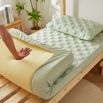 91家纺网 家纺一手货源 找家纺 卡派 2024新款布拉格夹棉加厚床笠单人床 布拉格-果绿