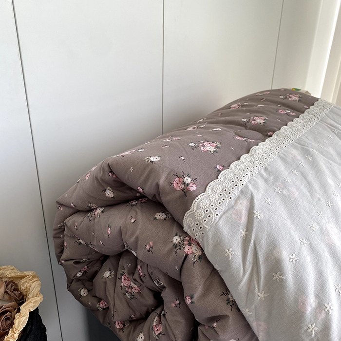 91家纺网 家纺一手货源 找家纺 2025新款秋冬季棉加豆豆绒法式花边款豆豆被被芯 雅思