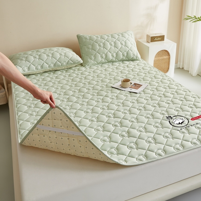 91家纺网 家纺一手货源 找家纺 卡派 2024新款水洗棉100%新疆棉花床褥大床 棉花-果绿