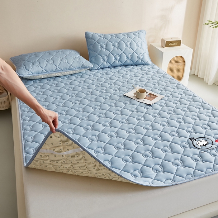 91家纺网 家纺一手货源 找家纺 卡派 2024新款水洗棉100%新疆棉花床褥大床 棉花-蓝灰