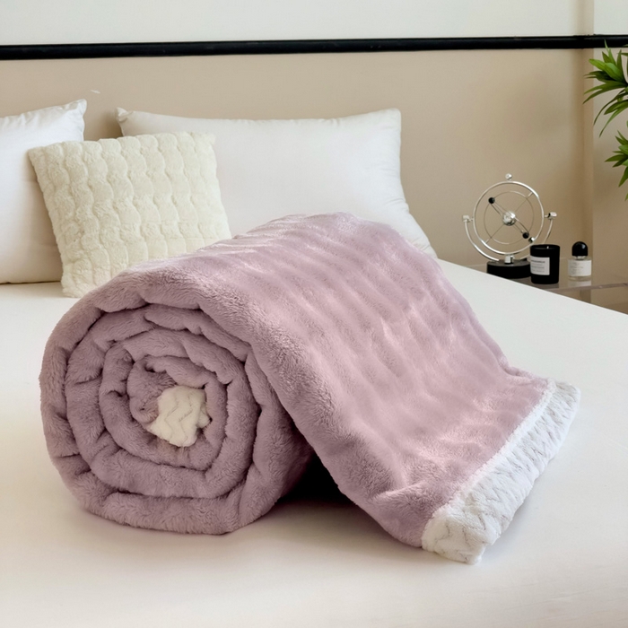 91家纺网 家纺一手货源 找家纺 佳居缘 2024新款亲肤舒适纯色兔毛绒毯毛毯毯子 熏依紫