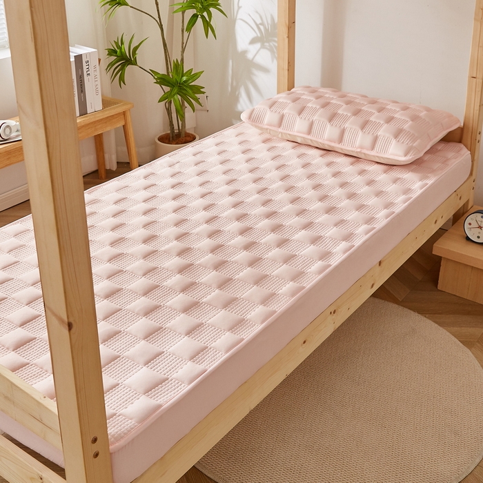 91家纺网 家纺一手货源 找家纺 卡派 2024新款布拉格夹棉加厚床笠单人床 布拉格-玉